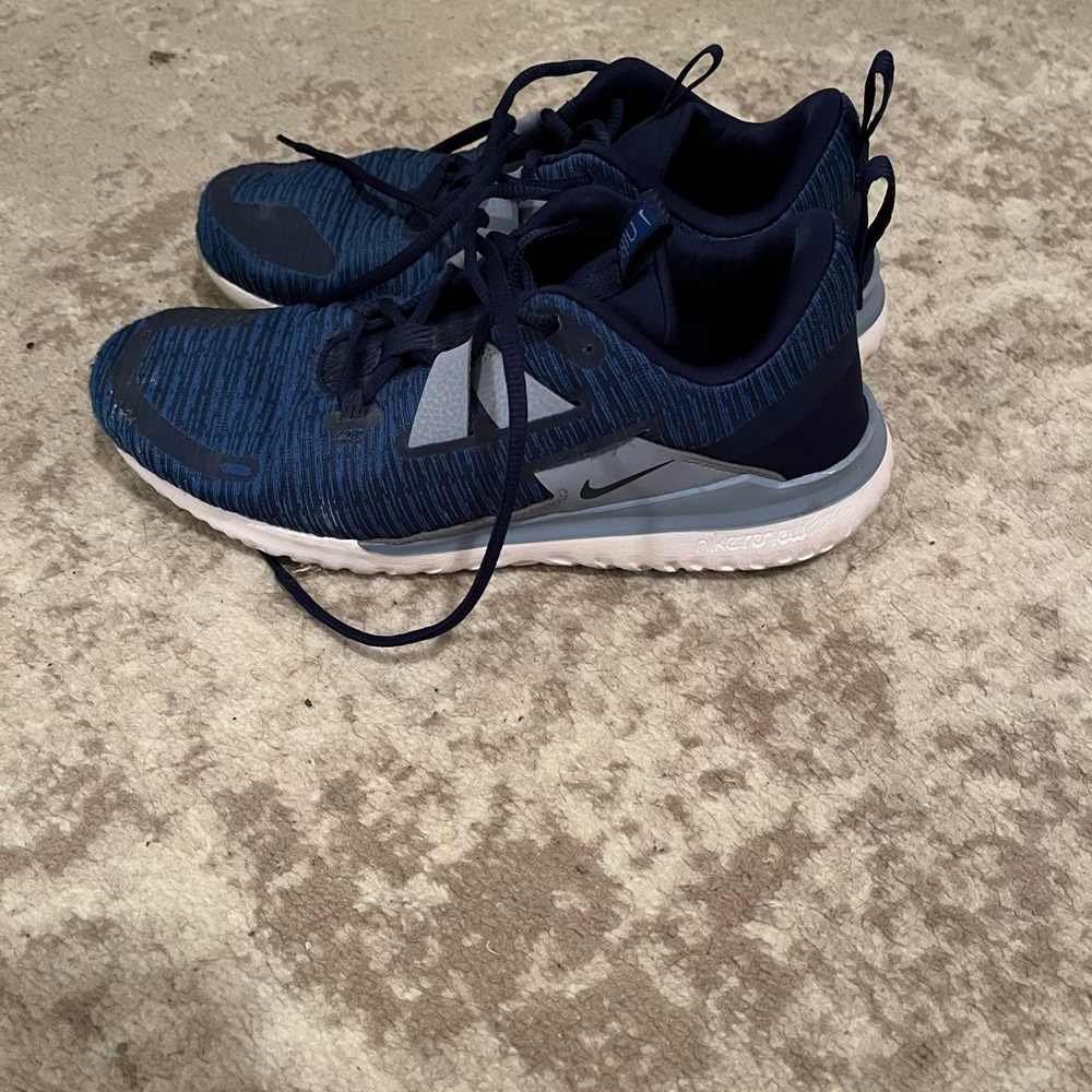 Nike Renew mens